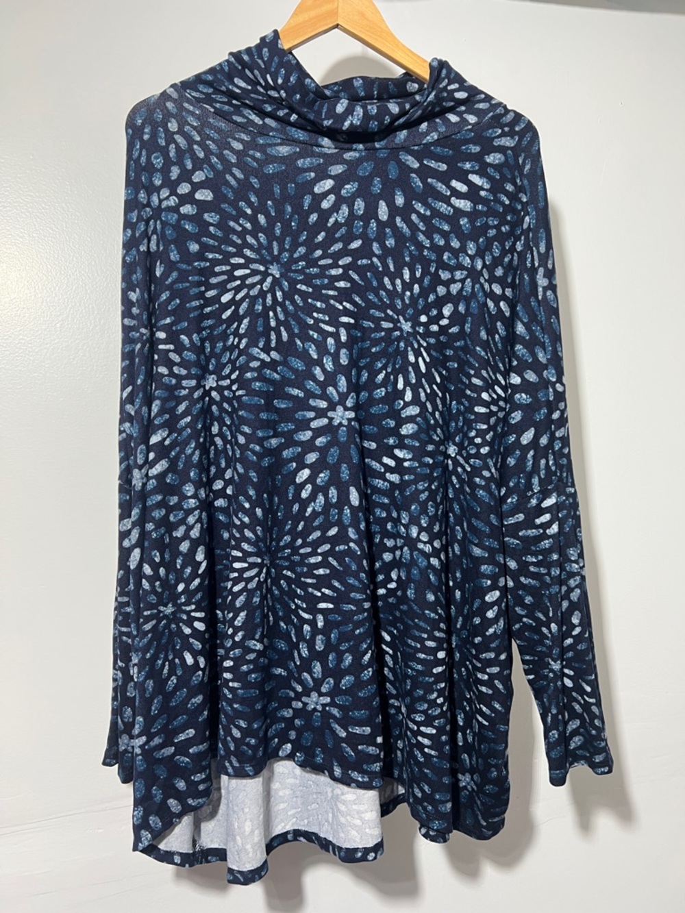 LuLaRoe Long Sleeve Tunic